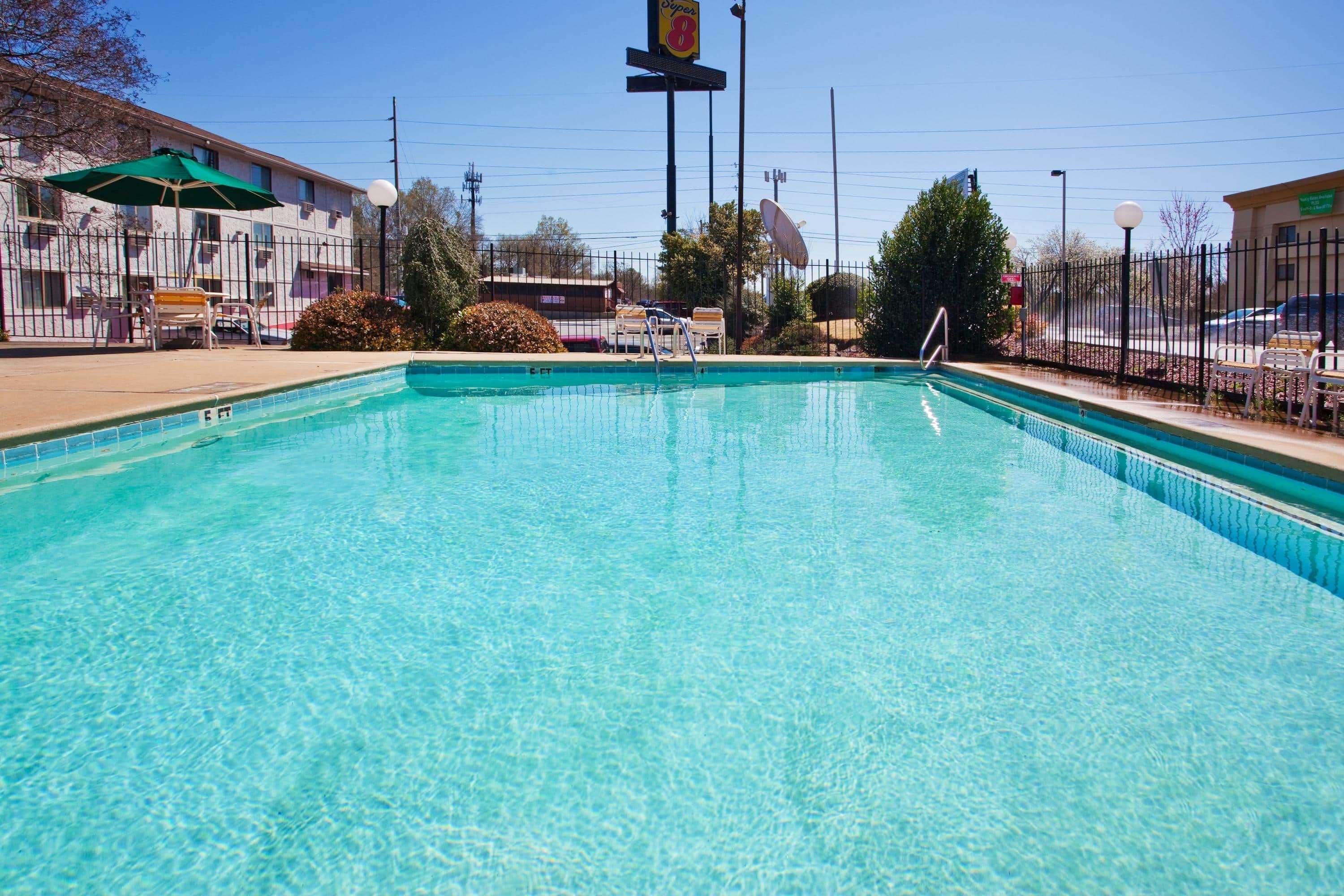 Travelodge By Wyndham Columbus State University Bagian luar foto