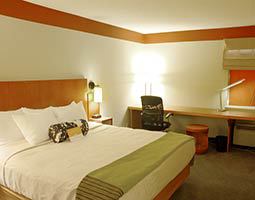 Travelodge By Wyndham Columbus State University Bagian luar foto